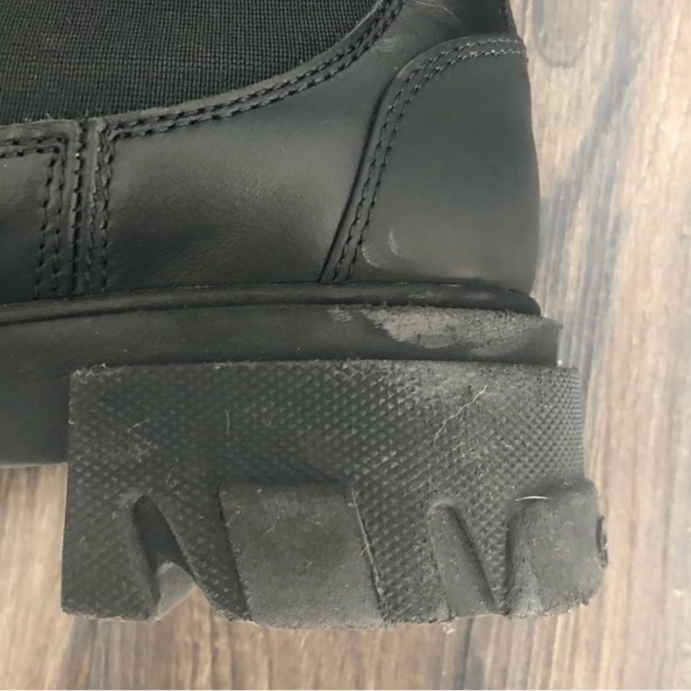 Ganni mid Chelsea boots. - Picture 5 of 8